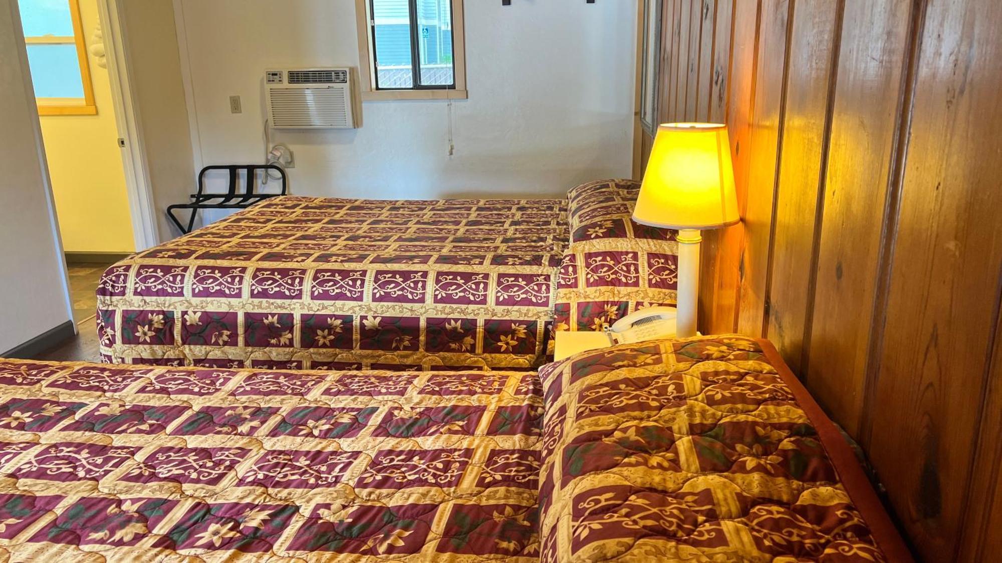 Pine Cone Motel Willits Εξωτερικό φωτογραφία